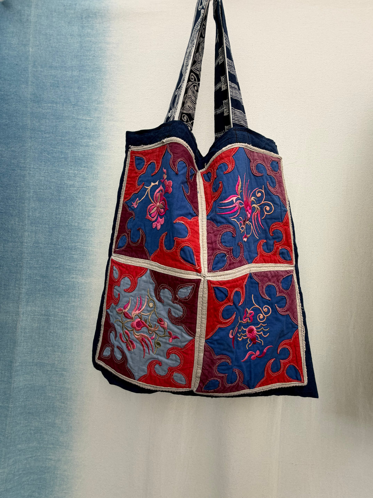 Embroidery indigo linen bag